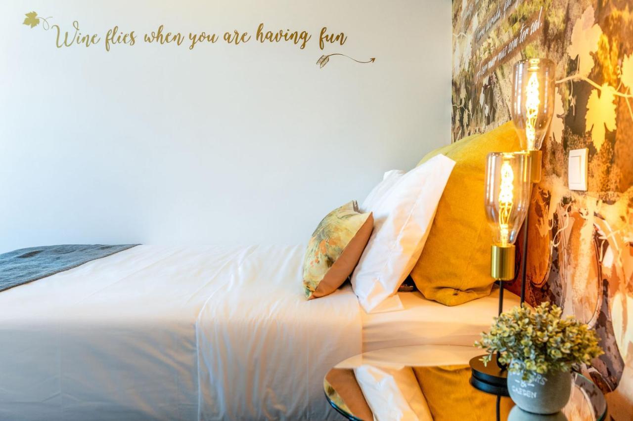 Lisbon Wine House - Rooms & Suites Ngoại thất bức ảnh